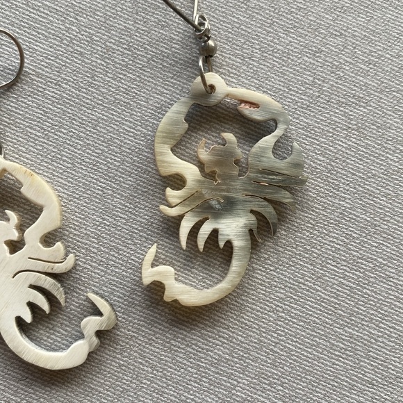 Carved Buffalo Horn Scorpion Earrings - Picture 6 of 6